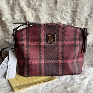 ♥️Dooney & Bourke Suki Red Plaid Crossbody NWT♥️